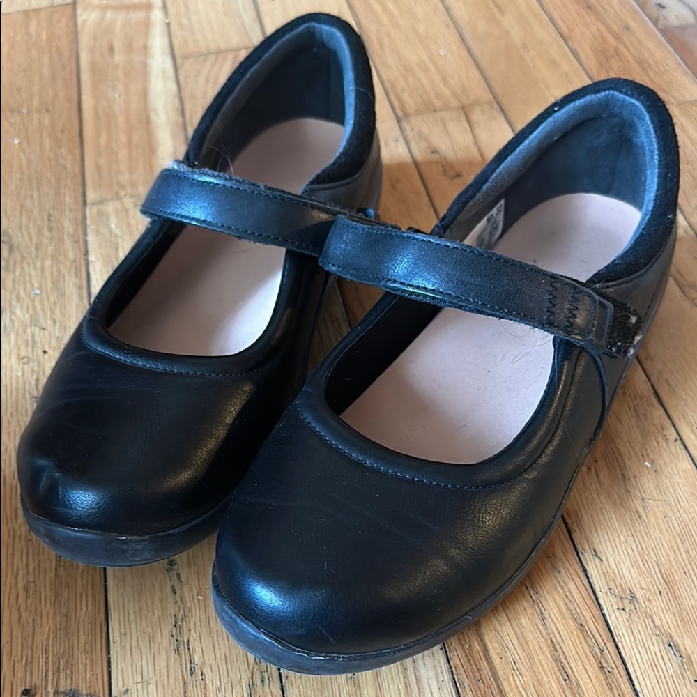 Classic Black' Mary Jane Shoes-COMFORT SOLE